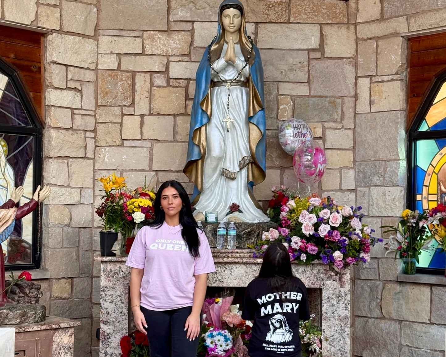 MOTHER MARY // ONLY ONE QUEEN // WOMEN'S OVERSIZED TEE